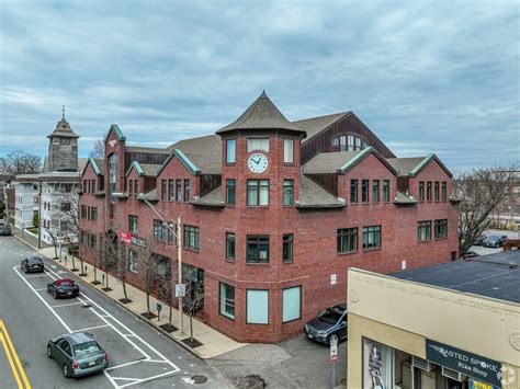 261 walnut st newton ma.